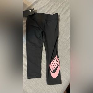 NWT Nike 4t girl leggings